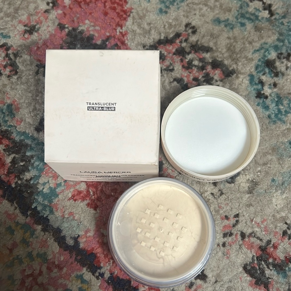 Ultra blue talc free translucent loose powder